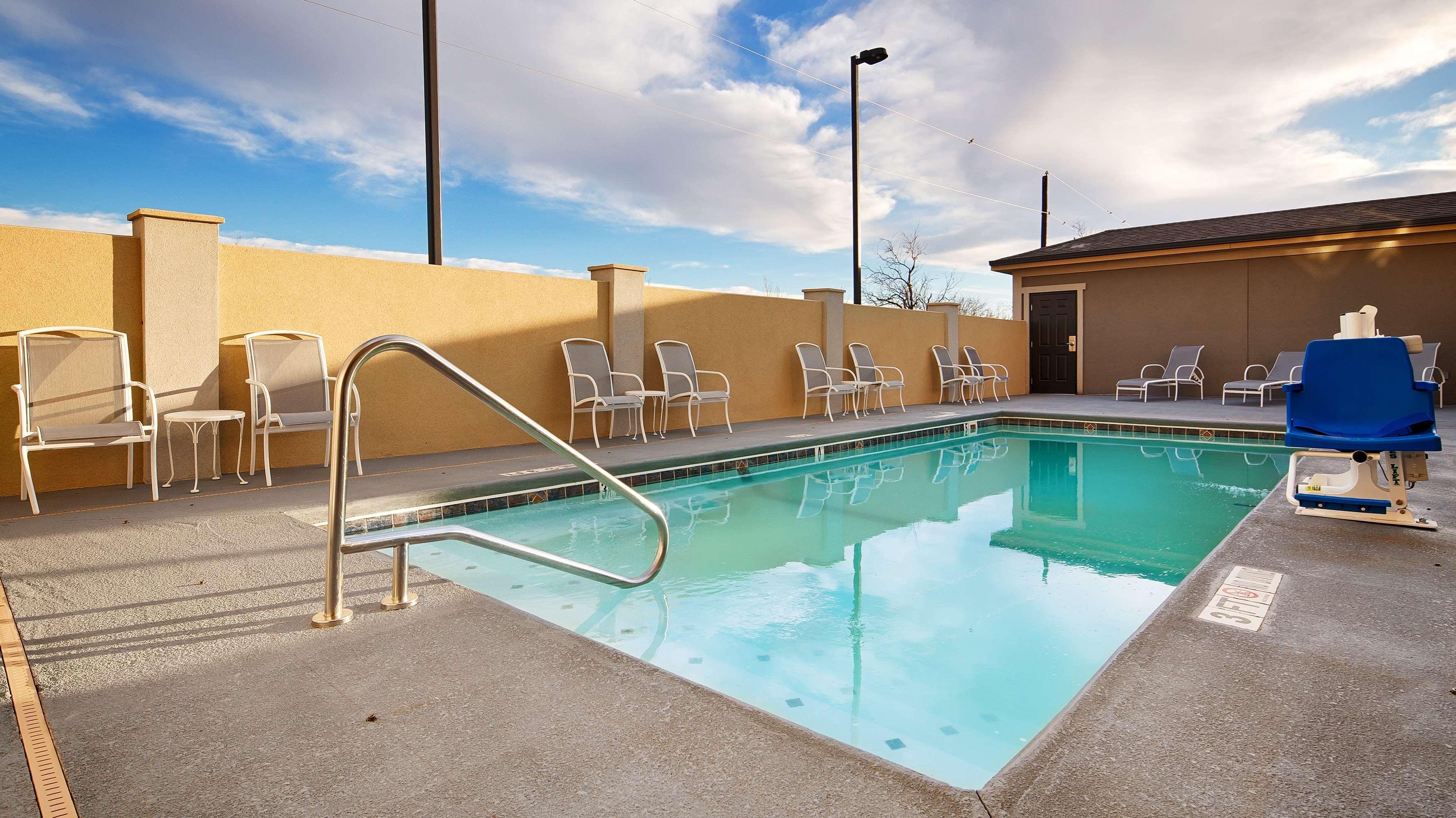 Best Western Plus Lonestar Inn & Suites Colorado City Экстерьер фото